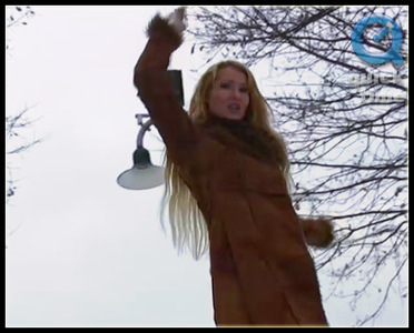 Empress Victoria – Snowy Bullwhip Training Mov