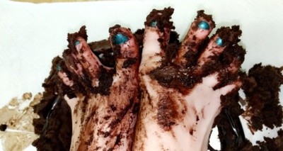 Choco Cake Feet