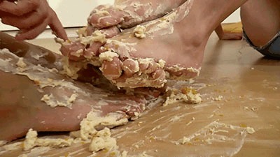 Cakes Crushed Inbetween 6 Sexy Feet